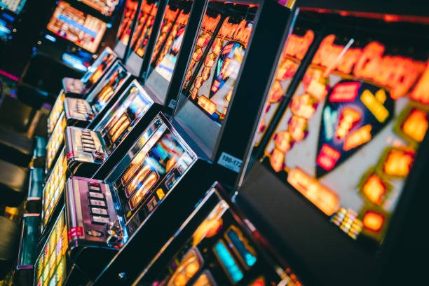qqdewa What's Inside Our Slot Rooms